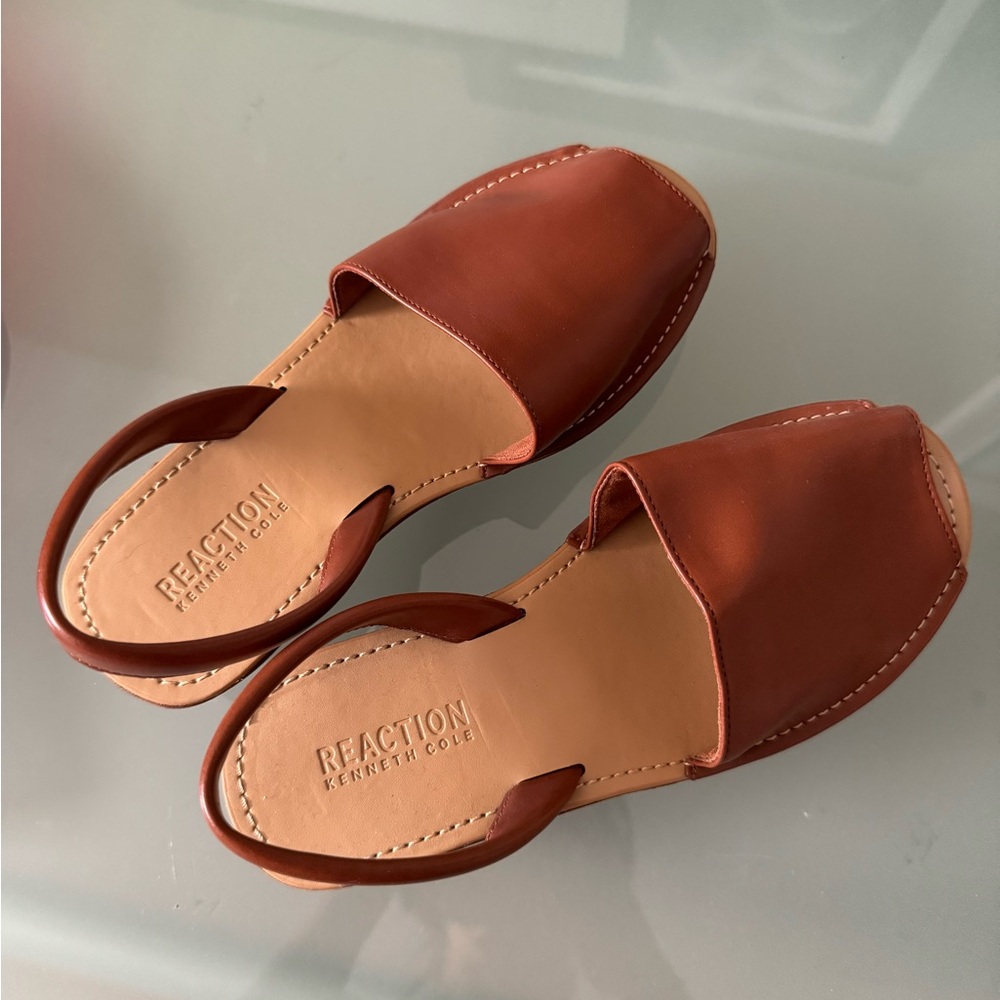 Kenneth Cole shoes. Size 5. New - never worn.